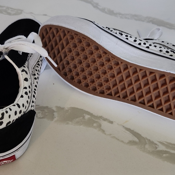 Youth Vans - Picture 4 of 4